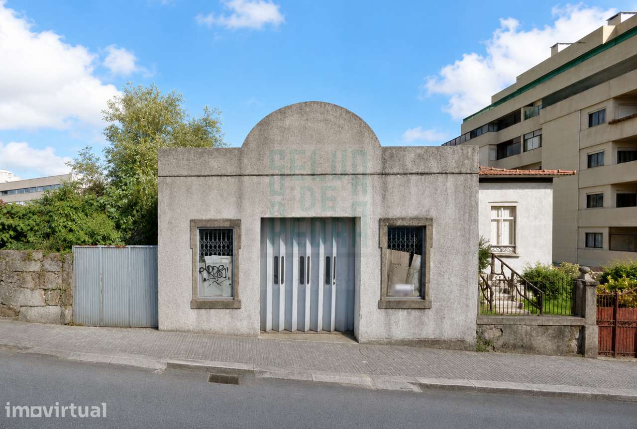 Terreno para Construção em Altura junto ao Hospital de S. João - Grande imagem: 3/5