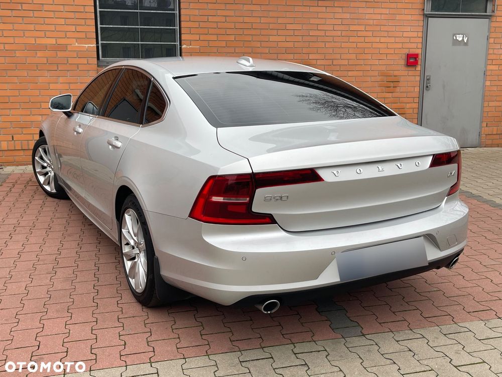 Volvo S90 D4 Momentum - 4