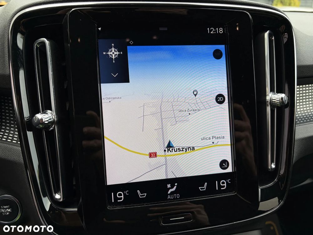 Volvo XC 40 D3 SCR R-Design - 27