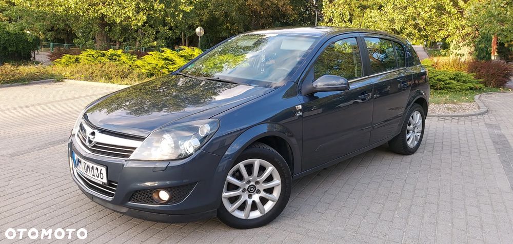 Opel Astra 1.8 Edition - 10