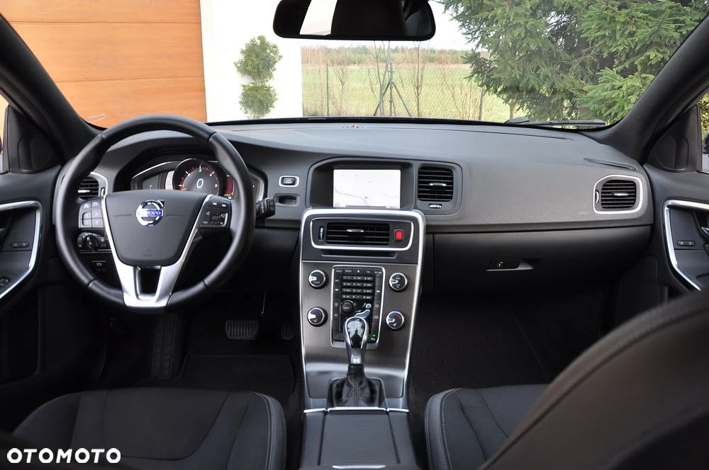 Volvo V60 D4 Geartronic - 20