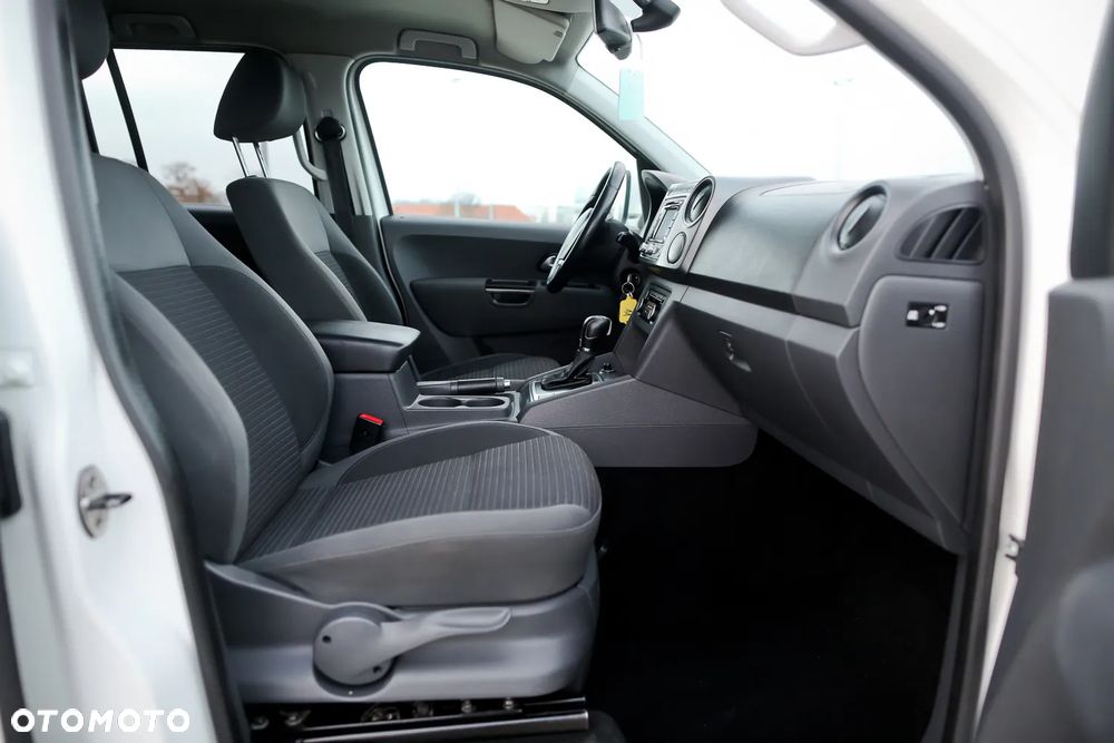 Volkswagen Amarok 2.0 BiTDI Autm Highline - 23