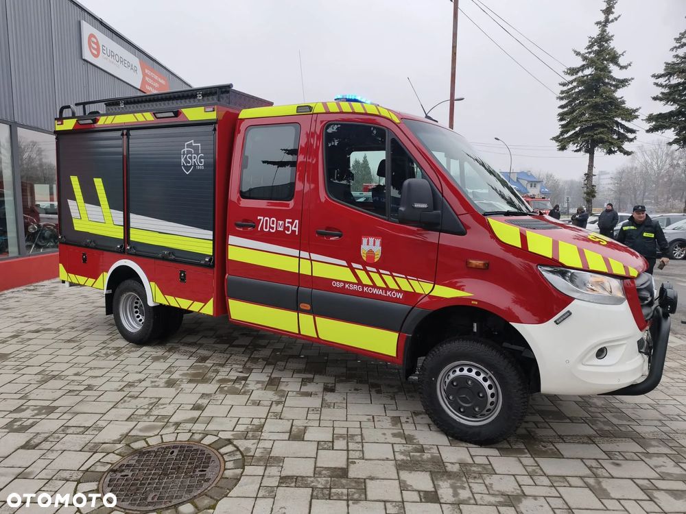 Mercedes-Benz Sprinter 4x4 - 4