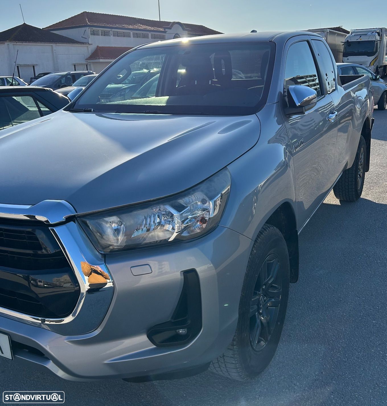 Toyota Hilux 2.4 D-4D 4WD CD Tracker - 1