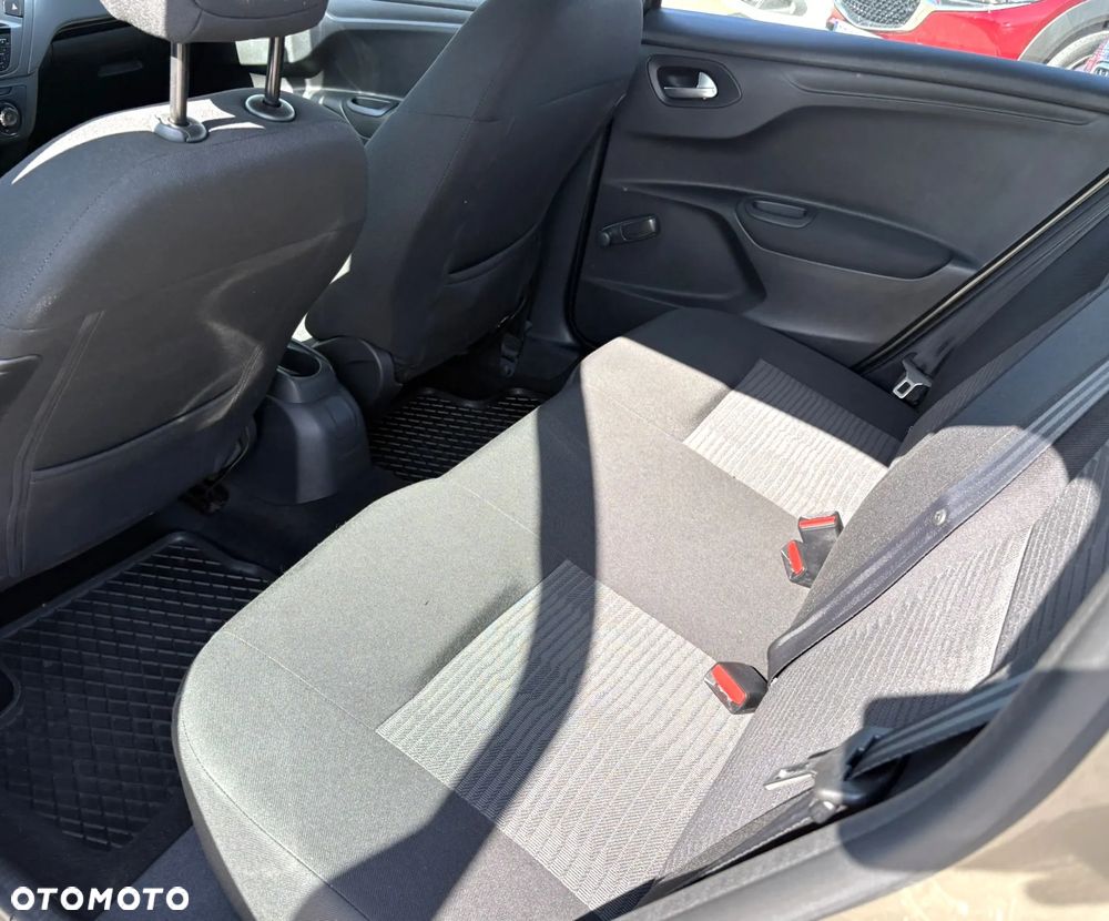 Peugeot 301 1.2 Pure Tech Access - 17