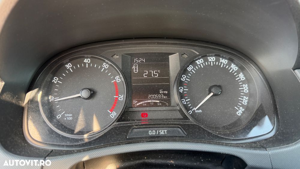 Skoda Fabia 1.0 Active - 11