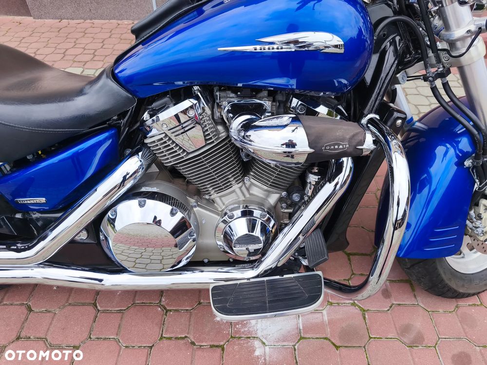 Honda VTX - 8