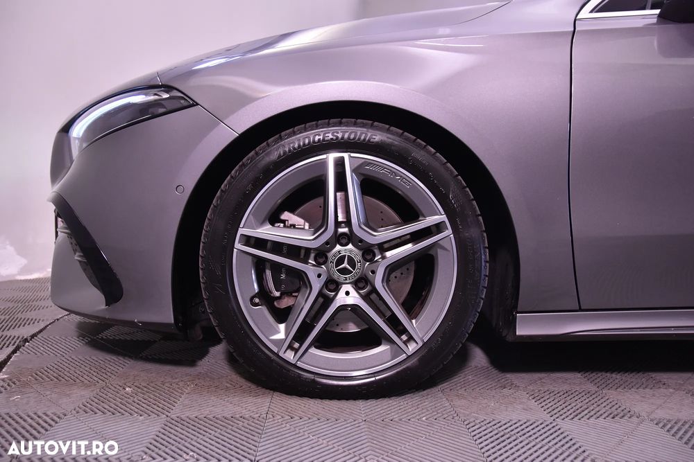 Mercedes-Benz A 220 4MATIC MHEV 8G-DCT Sedan - 13