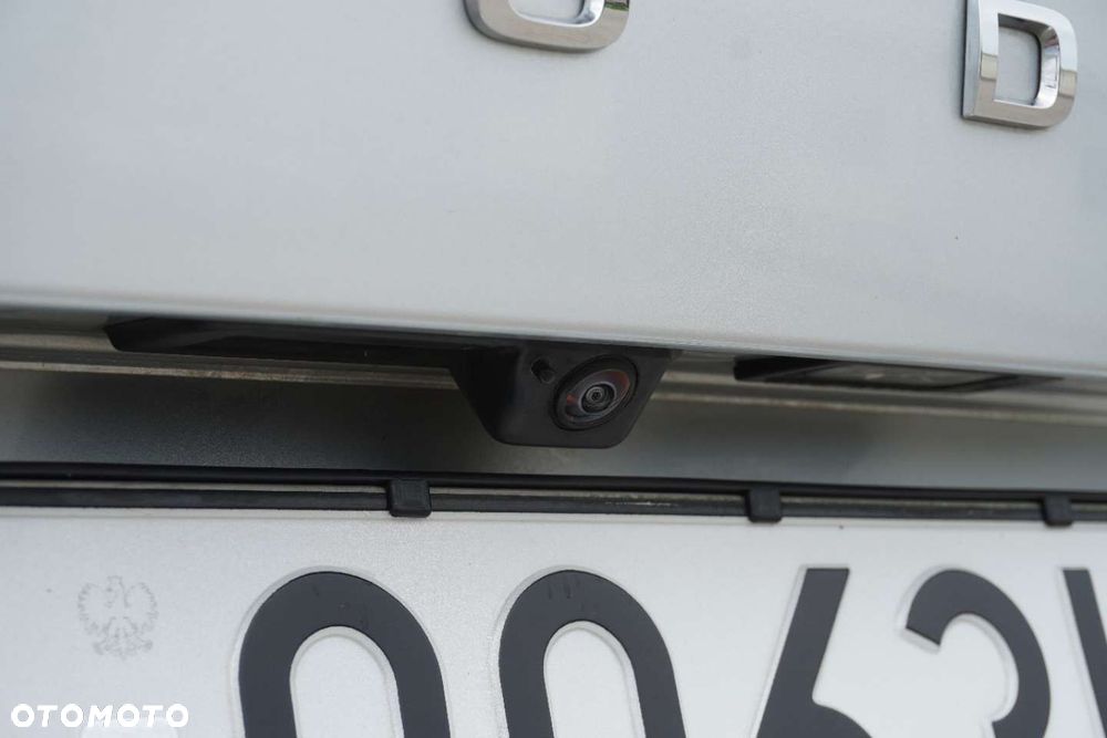 Skoda Octavia 2.0 TDI Ambition DSG - 8