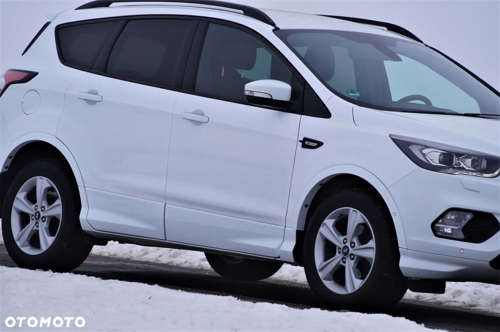 Ford Kuga - 13