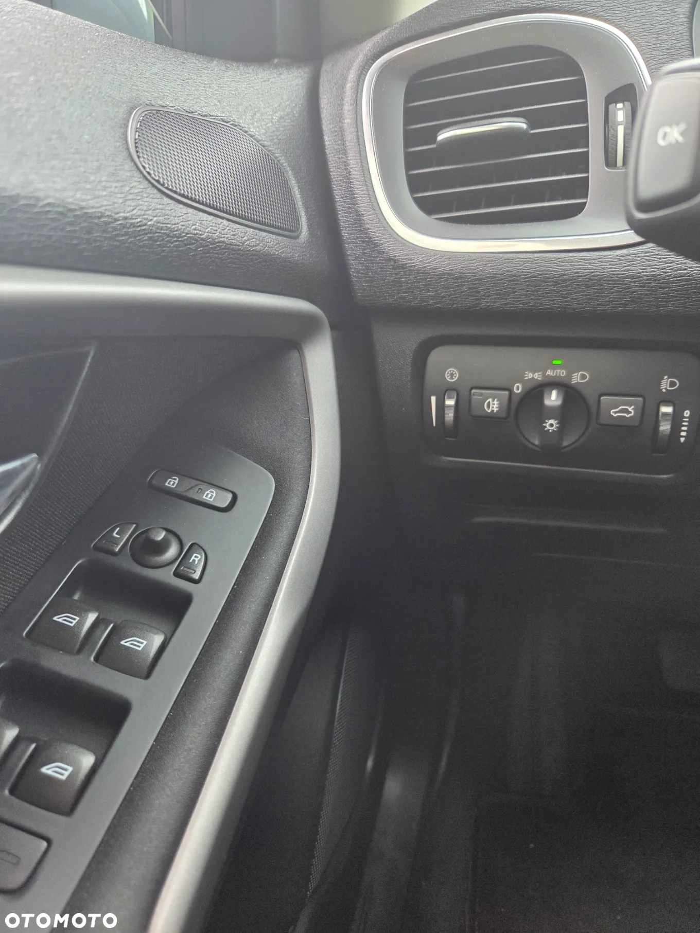 Volvo V40 D2 Drive-E Base - 14