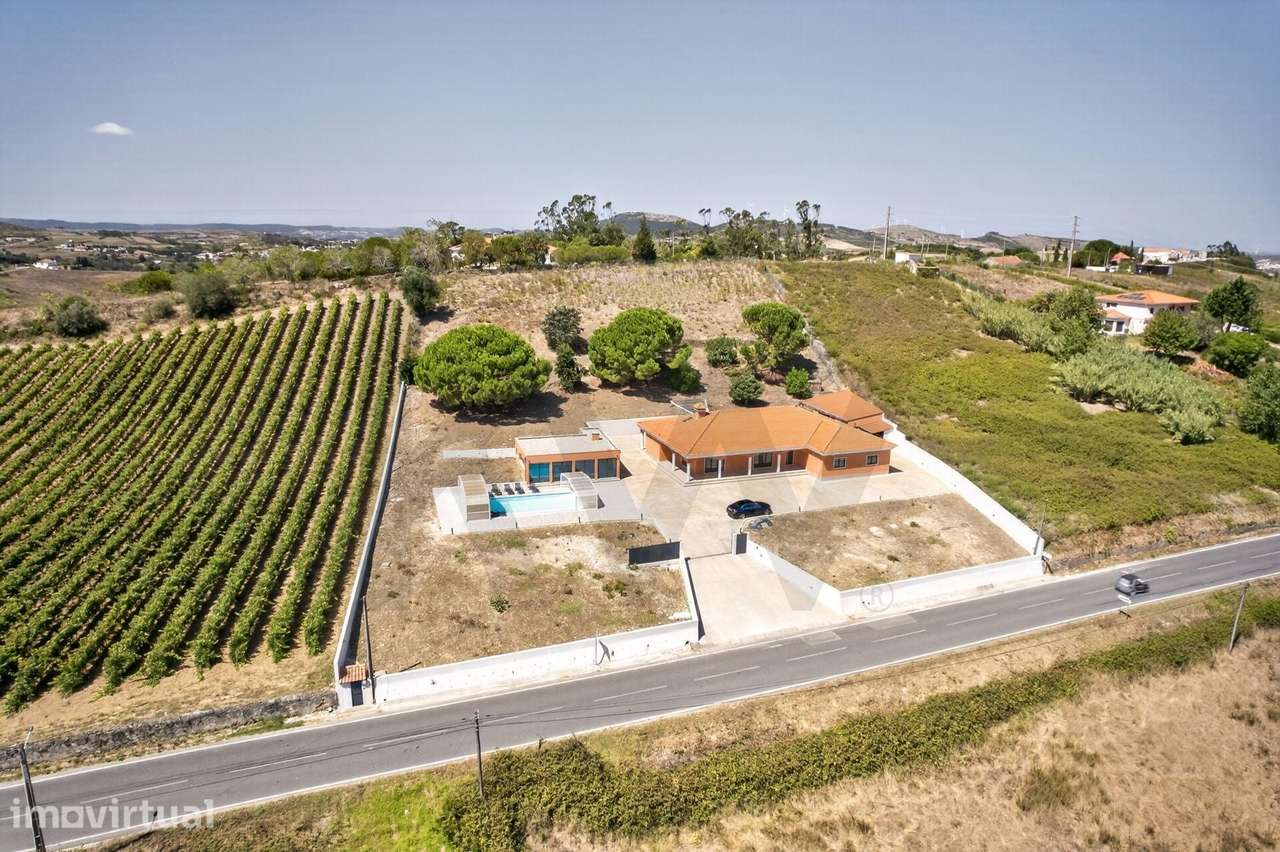 Moradia T5 com piscina e mais de 8.000 m2 de terreno | Seramena, Sobra - Grande imagem: 2/60
