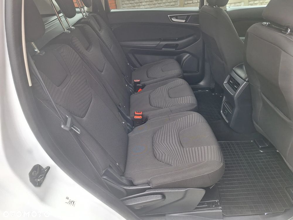 Ford S-Max - 30