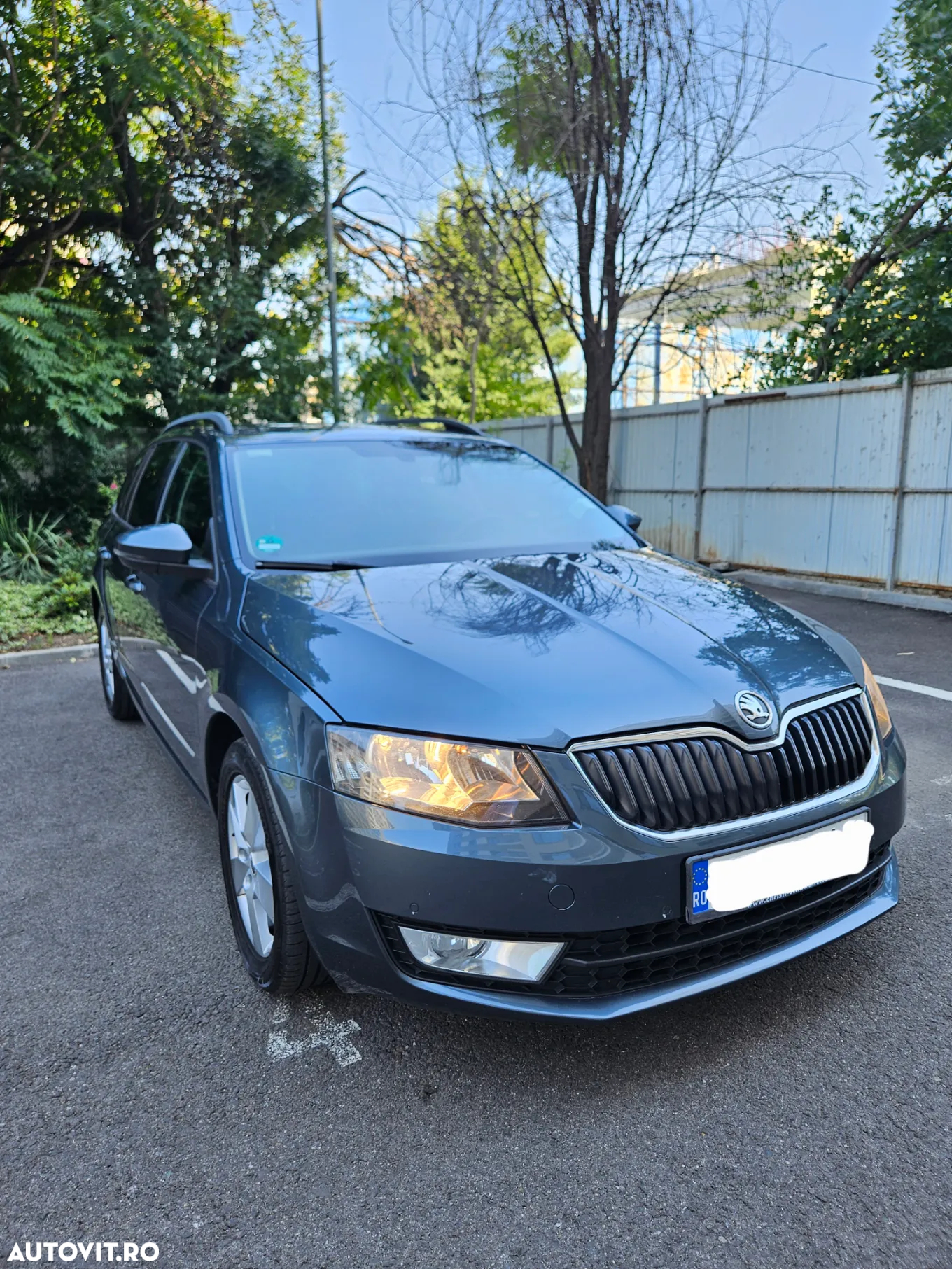 Skoda Octavia 1.6 TDI AMBITION - 3
