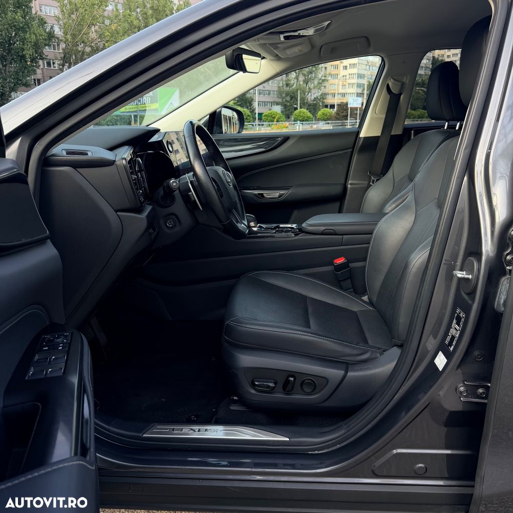 Lexus Seria NX - 20
