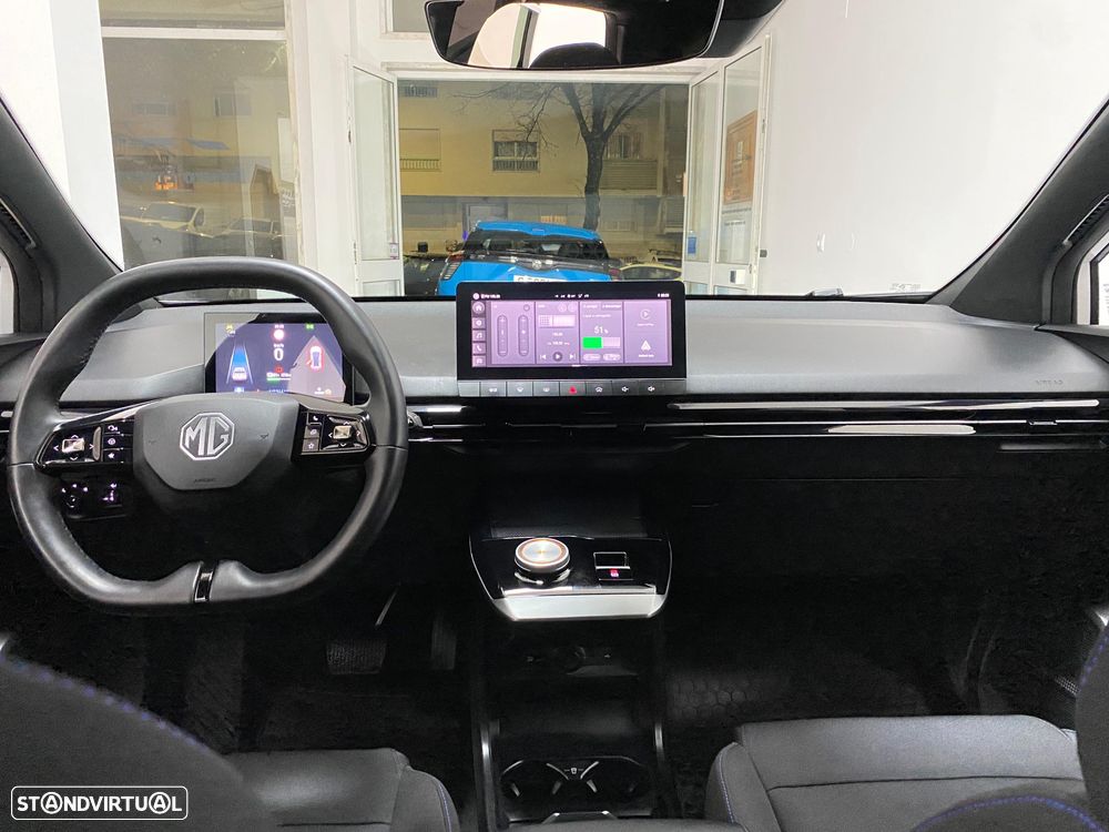 MG MG4 64 kWh Comfort - 13