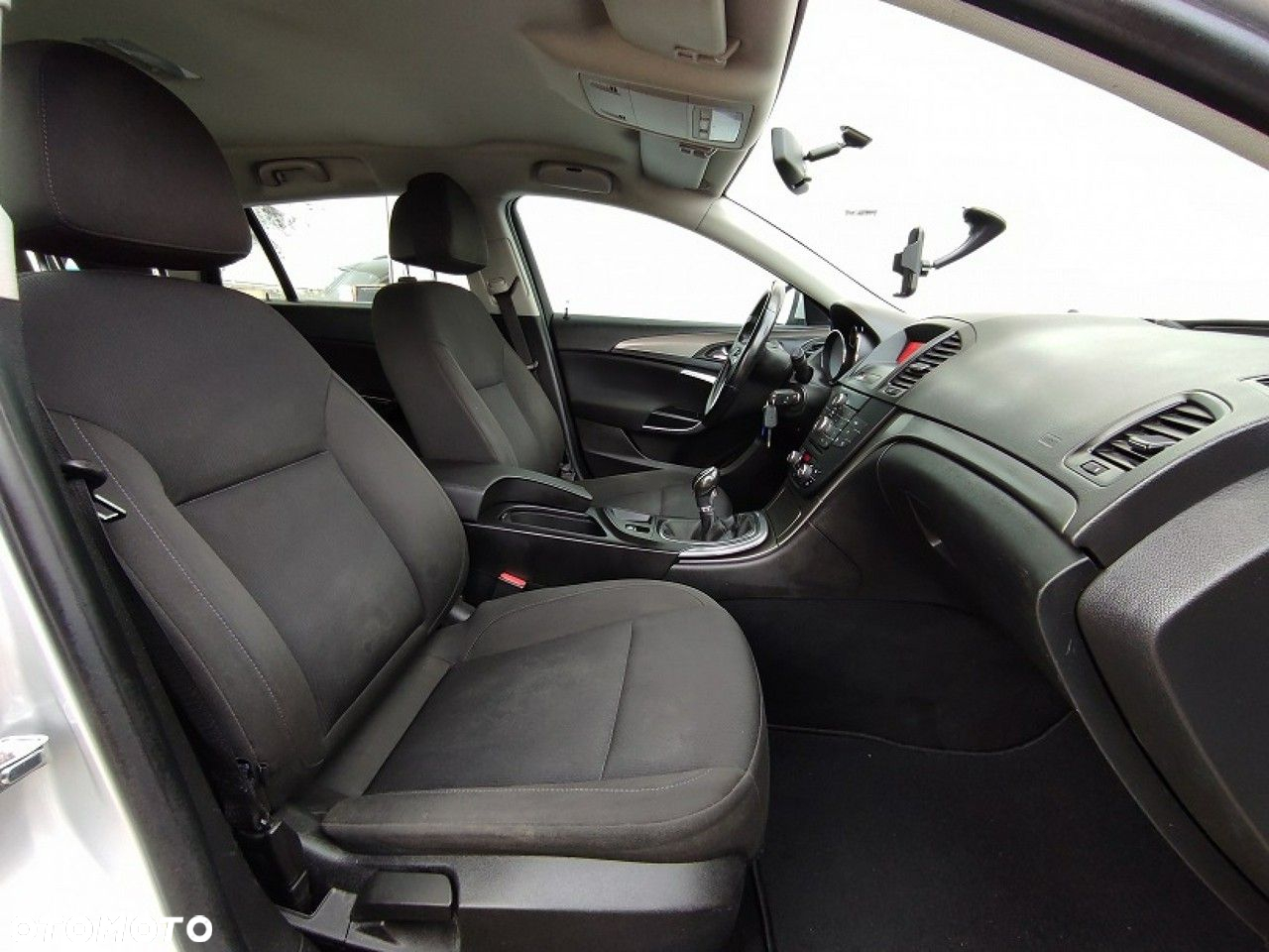 Opel Insignia - 11