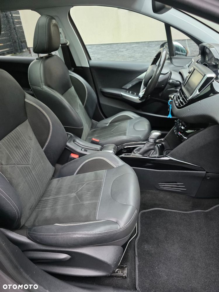 Peugeot 2008 PureTech 110 Stop&Start Crossway - 14