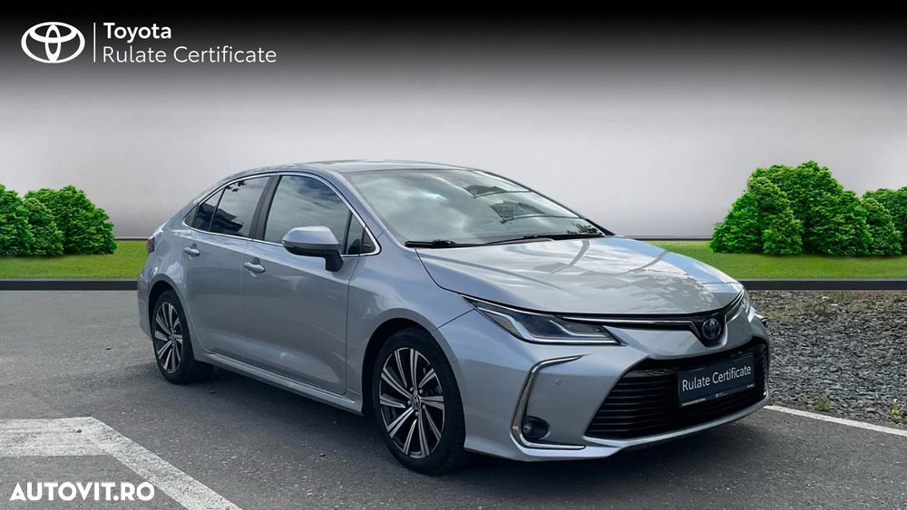 Toyota Corolla 1.8 HSD Exclusive interior Negru - 3