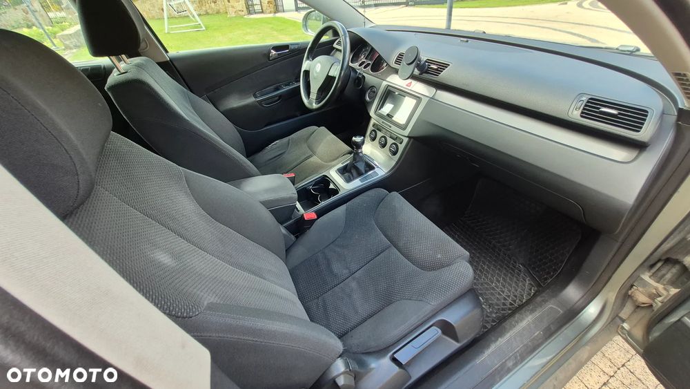 Volkswagen Passat Variant 2.0 TDI Comfortline - 12