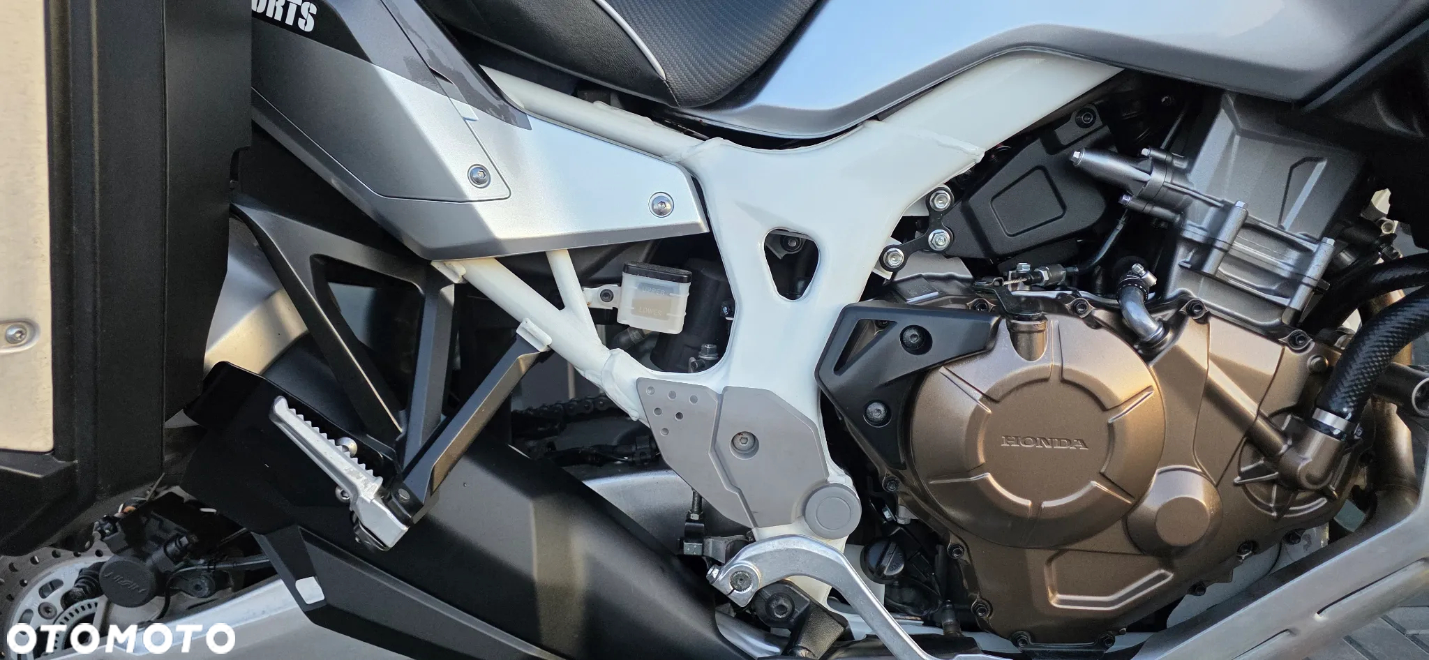 Honda CRF - 18