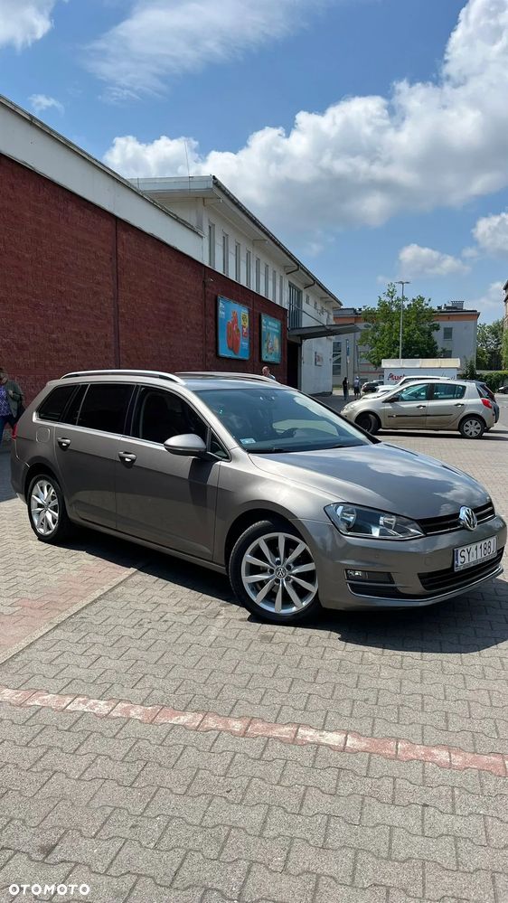 Volkswagen Golf - 3