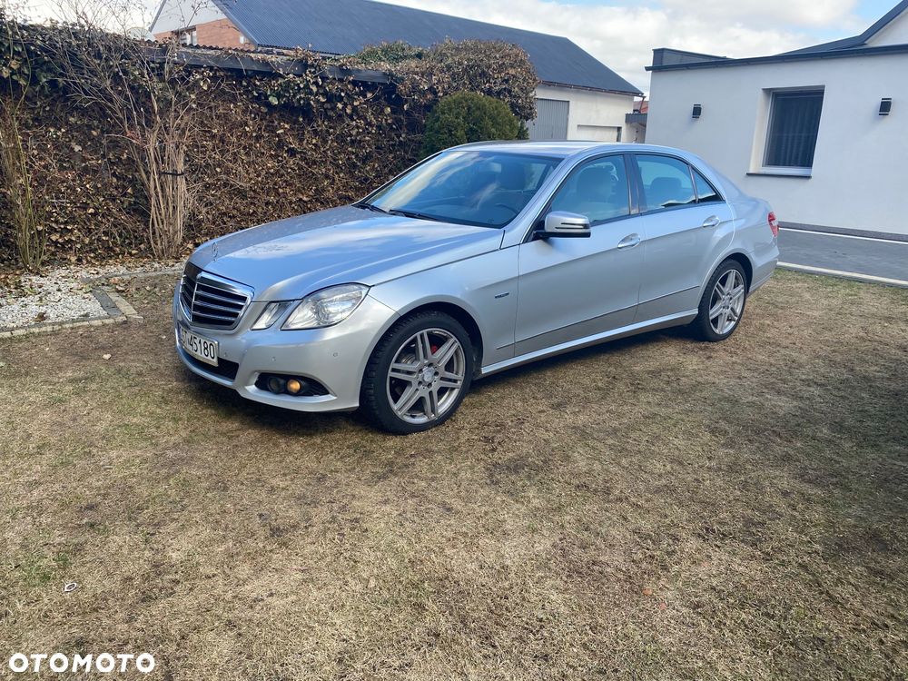 Mercedes-Benz Klasa E 220 CDI DPF BlueEFFICIENCY 7G-TRONIC Elegance - 1