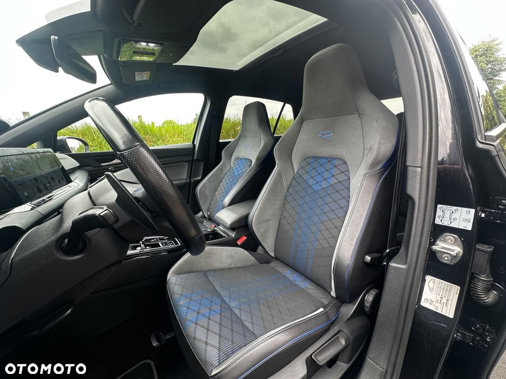 Volkswagen Golf - 16