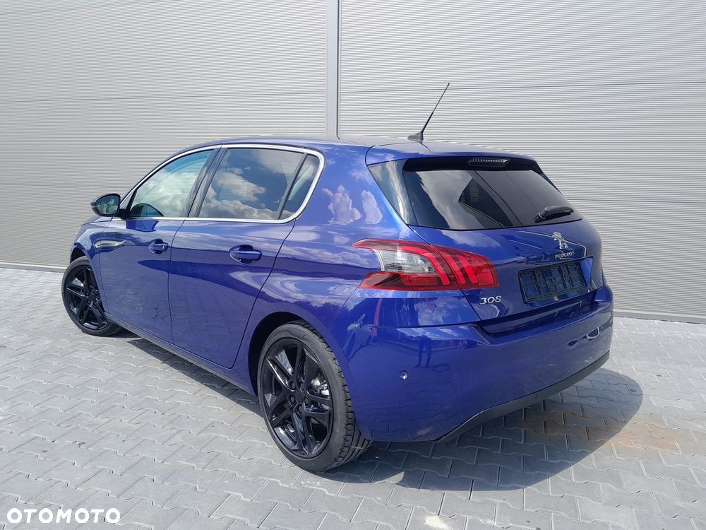 Peugeot 308 1.2 PureTech GPF Allure S&S - 3