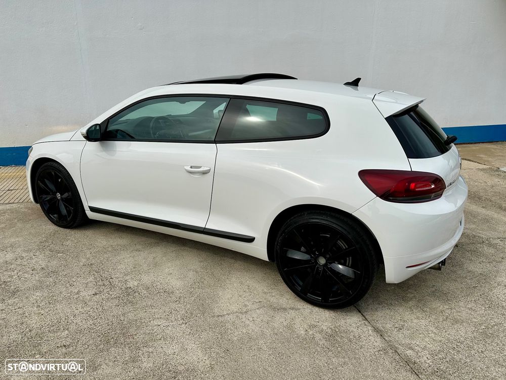 VW Scirocco 2.0 TSI Sport DSG - 4