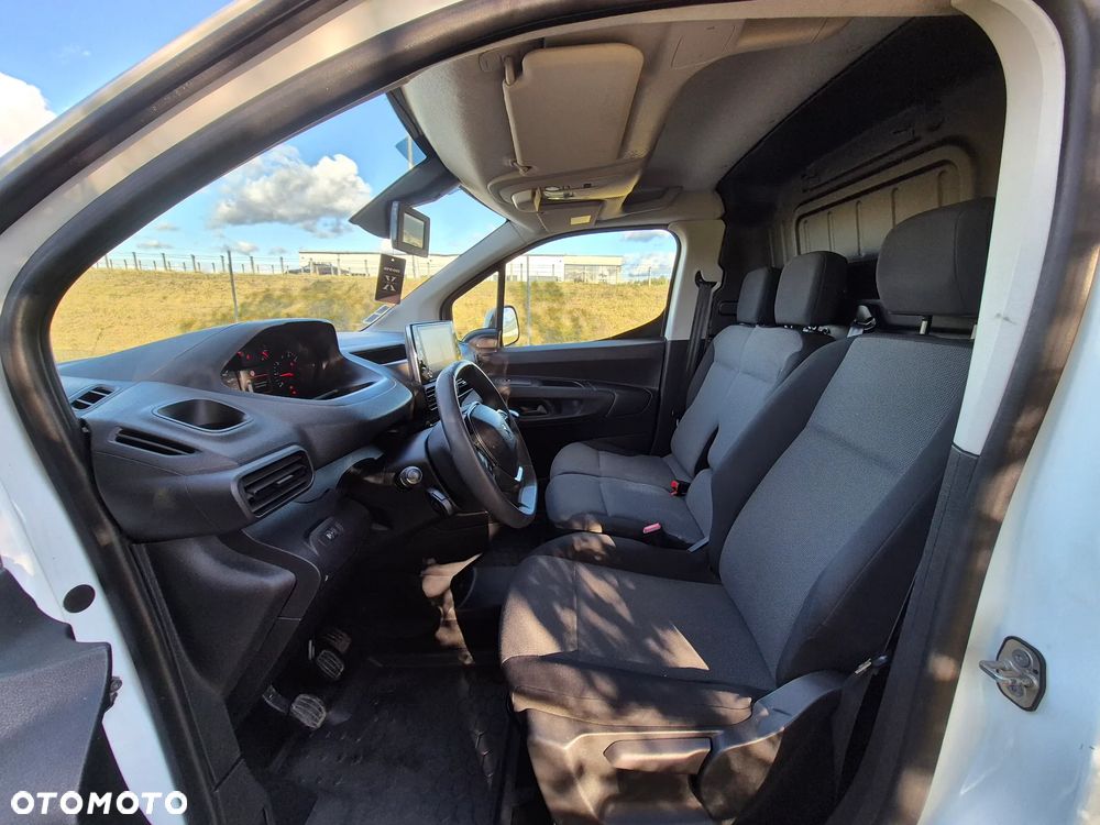 Peugeot PARTNER - 21