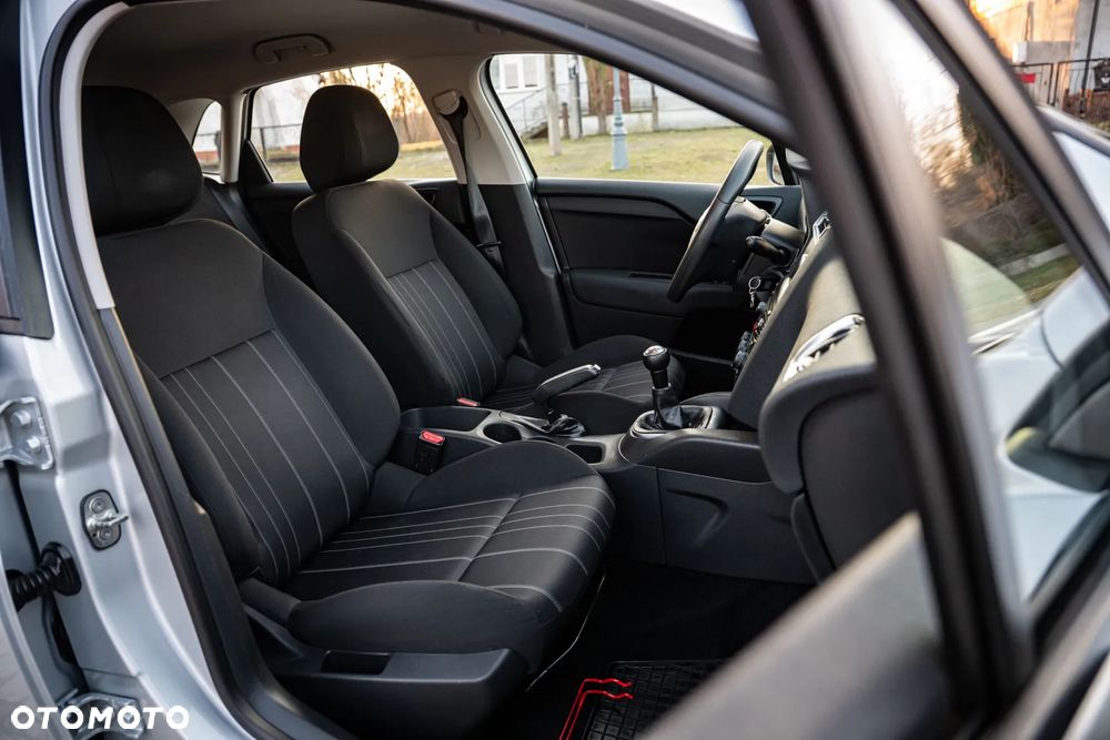 Citroën C4 1.6 VTi Attraction - 26