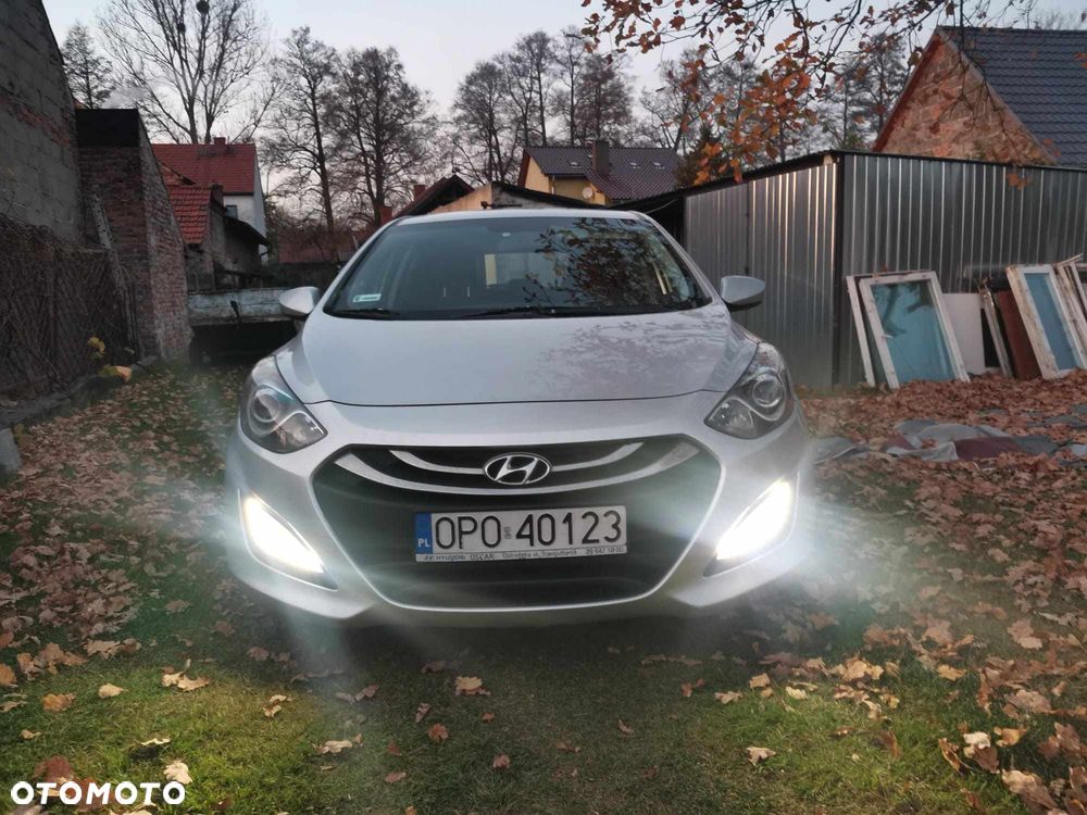 Hyundai i30 1.4 CRDi Premium - 8