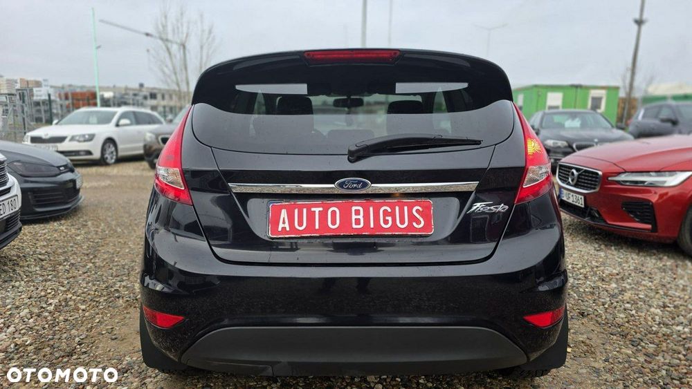 Ford Fiesta - 7