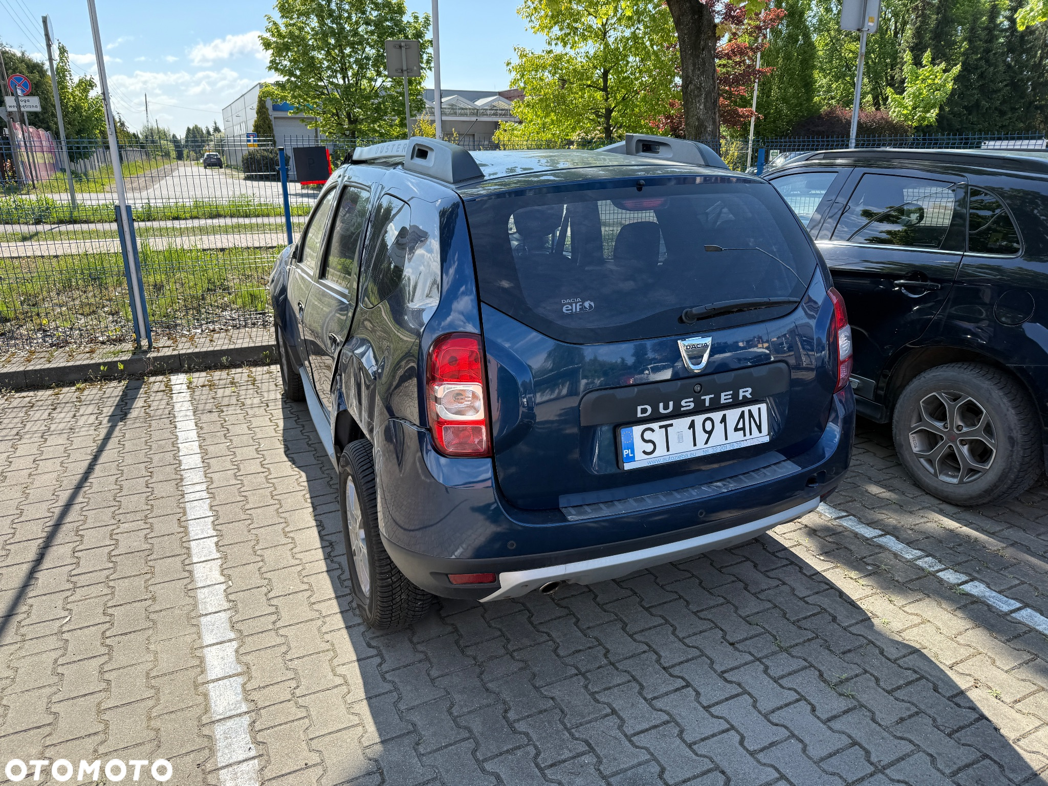 Dacia Duster 1.6 SCe Laureate S&S - 2