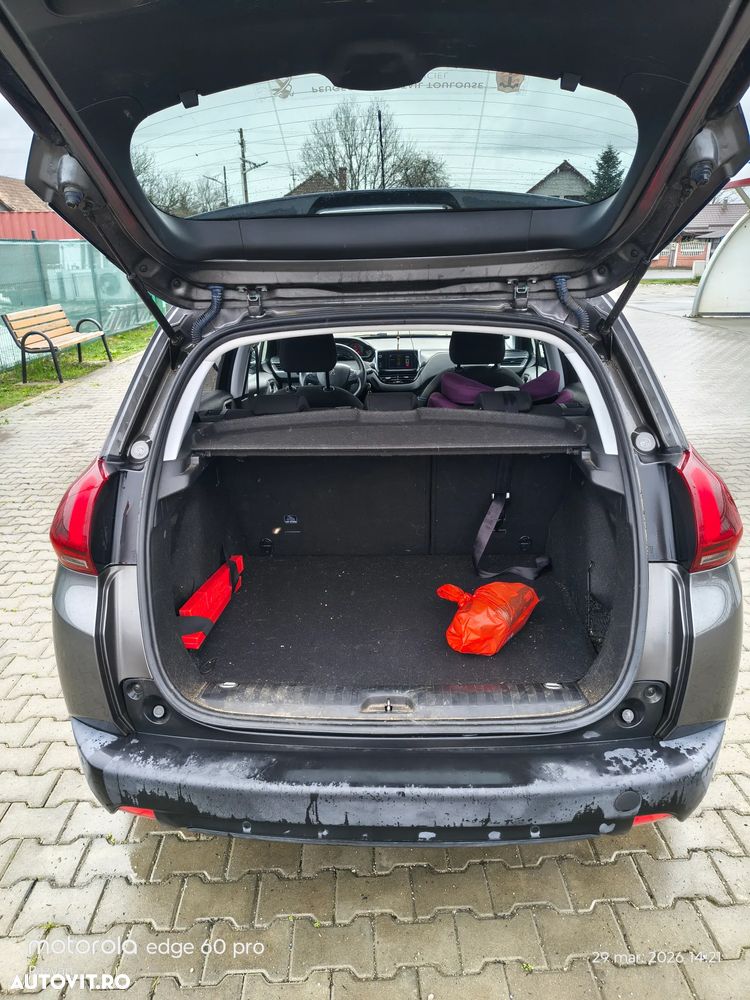 Peugeot 2008 PureTech 110 Style - 5