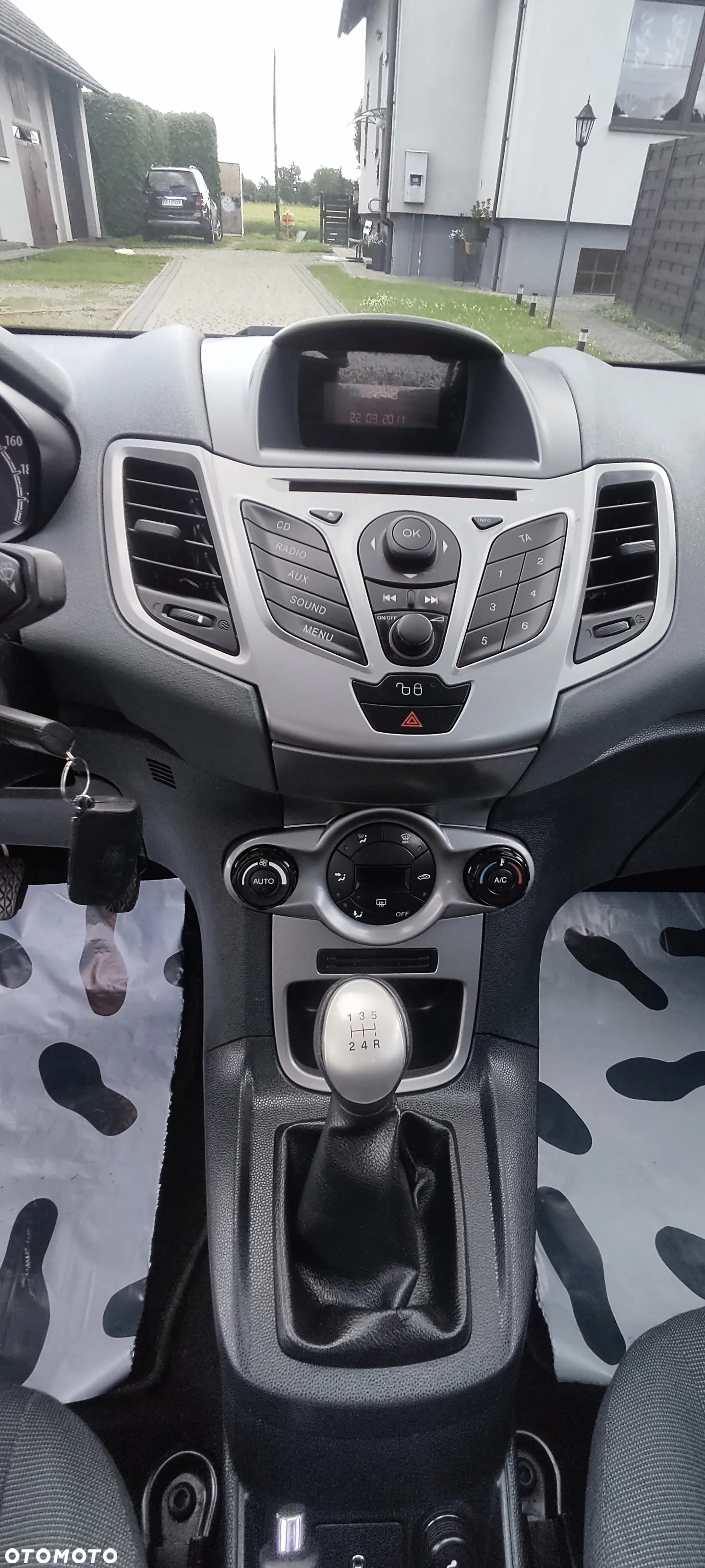 Ford Fiesta 1.25 Ambiente EU5 - 14