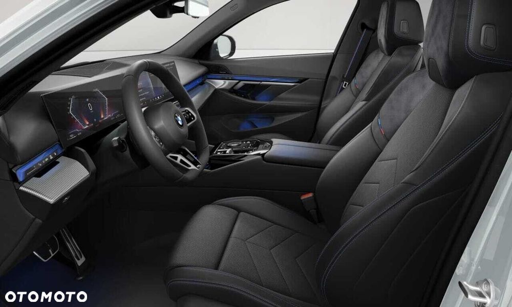 BMW Seria 5 520d xDrive mHEV M Sport - 11