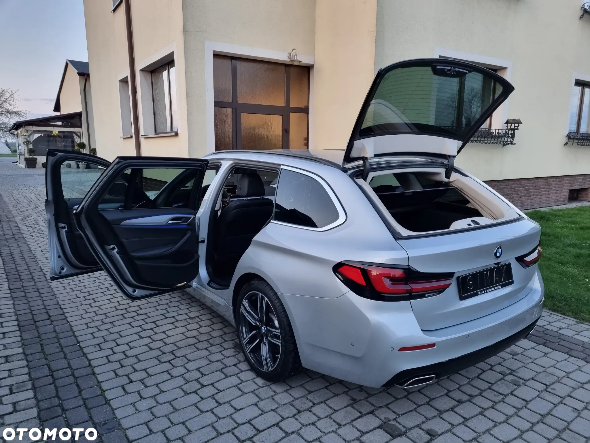 BMW Seria 5 530d Touring Luxury Line - 34