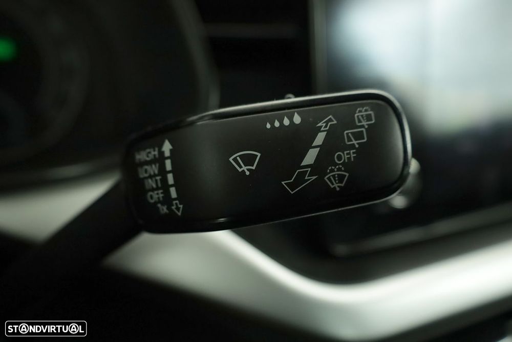 Skoda Kamiq 1.0 TSI Ambition DSG - 17