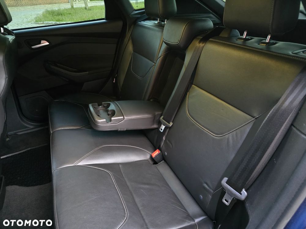 Ford Focus 2.0 EcoBoost ST - 28