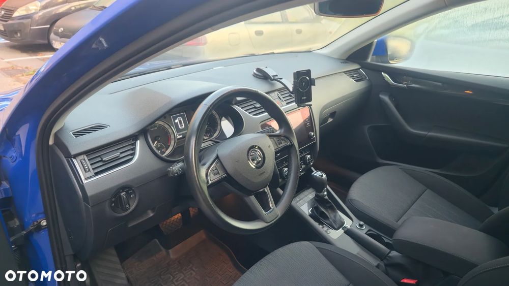 Skoda Octavia 2.0 TDI SCR Style DSG - 9