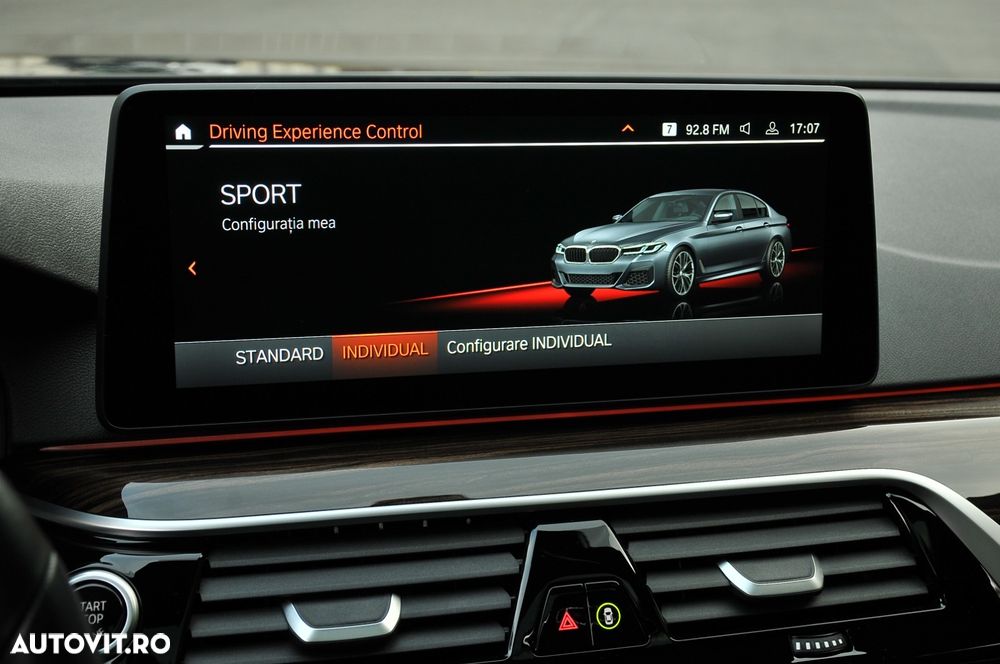 BMW Seria 5 530d xDrive AT MHEV - 26