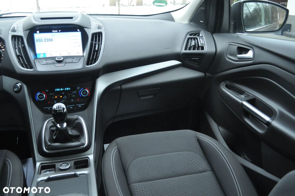 Ford Kuga 1.5 EcoBoost 2x4 Cool & Connect - 27