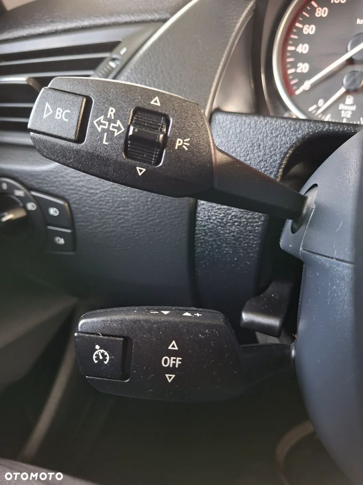 BMW X1 sDrive18d Sport Line - 26