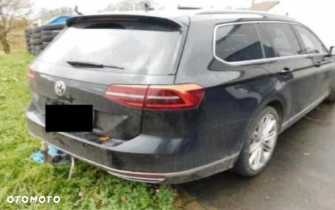 Volkswagen Passat Variant 2.0 TDI Bi-Turbo BMT 4Mot Highline DSG - 4