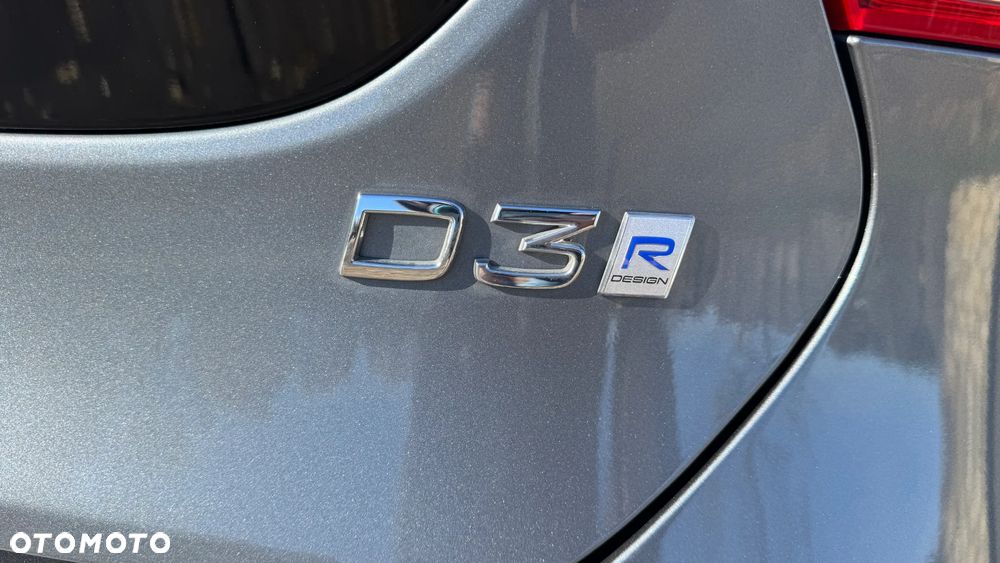 Volvo V40 D3 Geartronic RDesign - 35