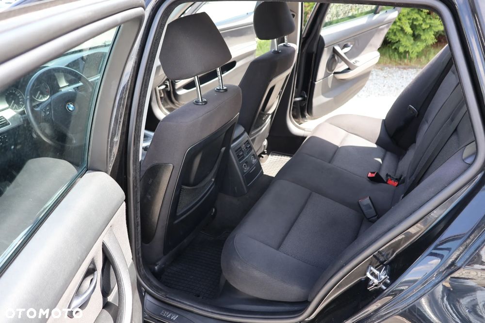 BMW Seria 3 320d Edition Lifestyle - 9