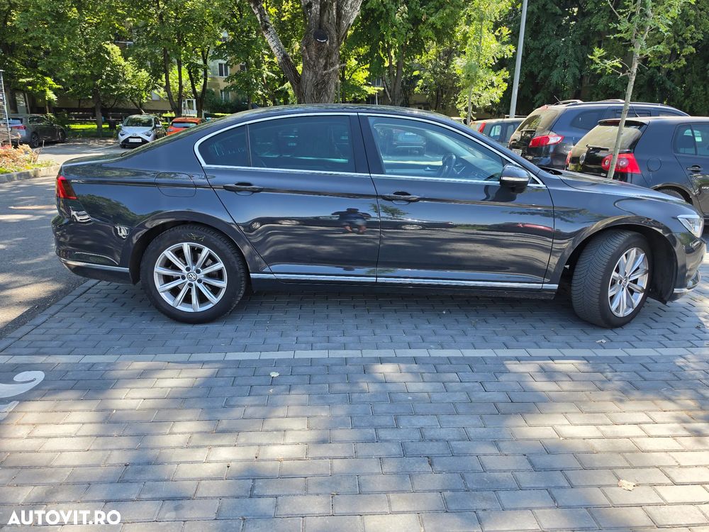 Volkswagen Passat - 2