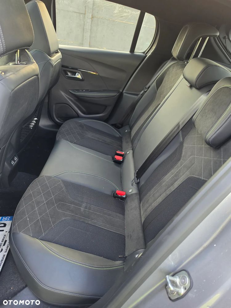 Peugeot 208 PureTech 130 EAT8 GT - 23